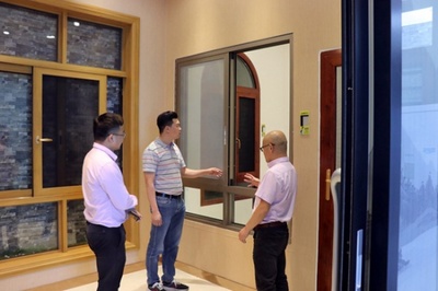 穗福门窗获授广东省门业协会“铝门窗副会长单位”称号